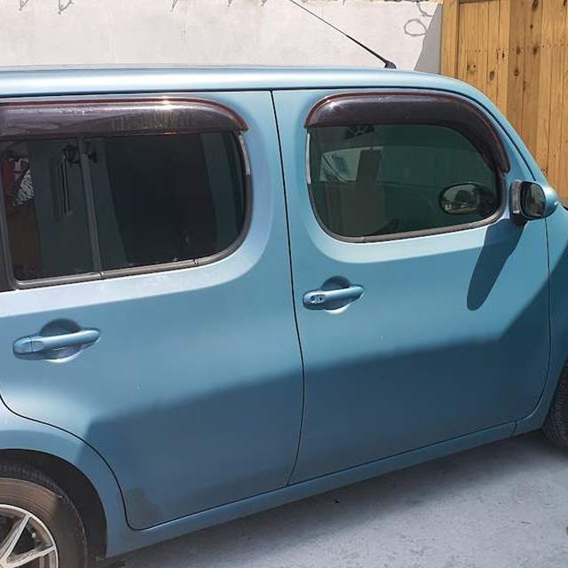 Nissan Cube with tinted windows